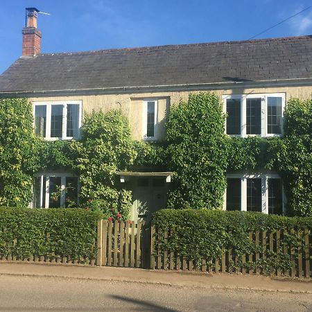 Ivy Cottage B And B 버킹엄 외부 사진