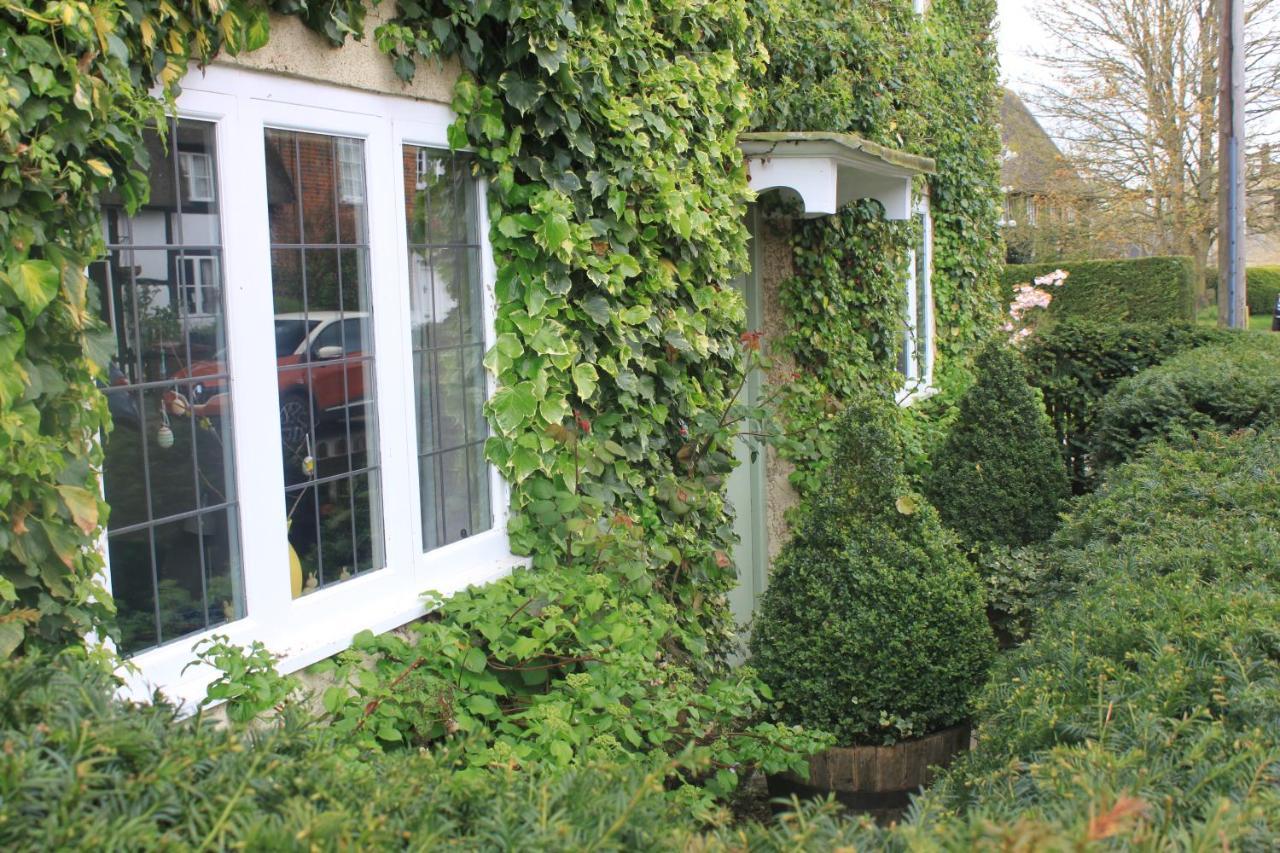 Ivy Cottage B And B 버킹엄 외부 사진